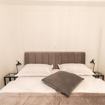 Luxury Rooms With Balcony 자다르 외부 사진
